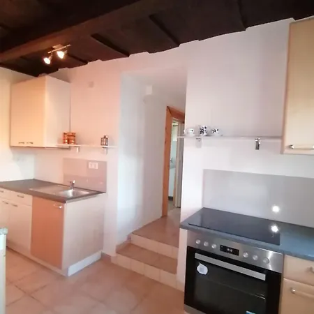 Kleine Weinberghaeuschen In - Jaegerpince بيت للعطل